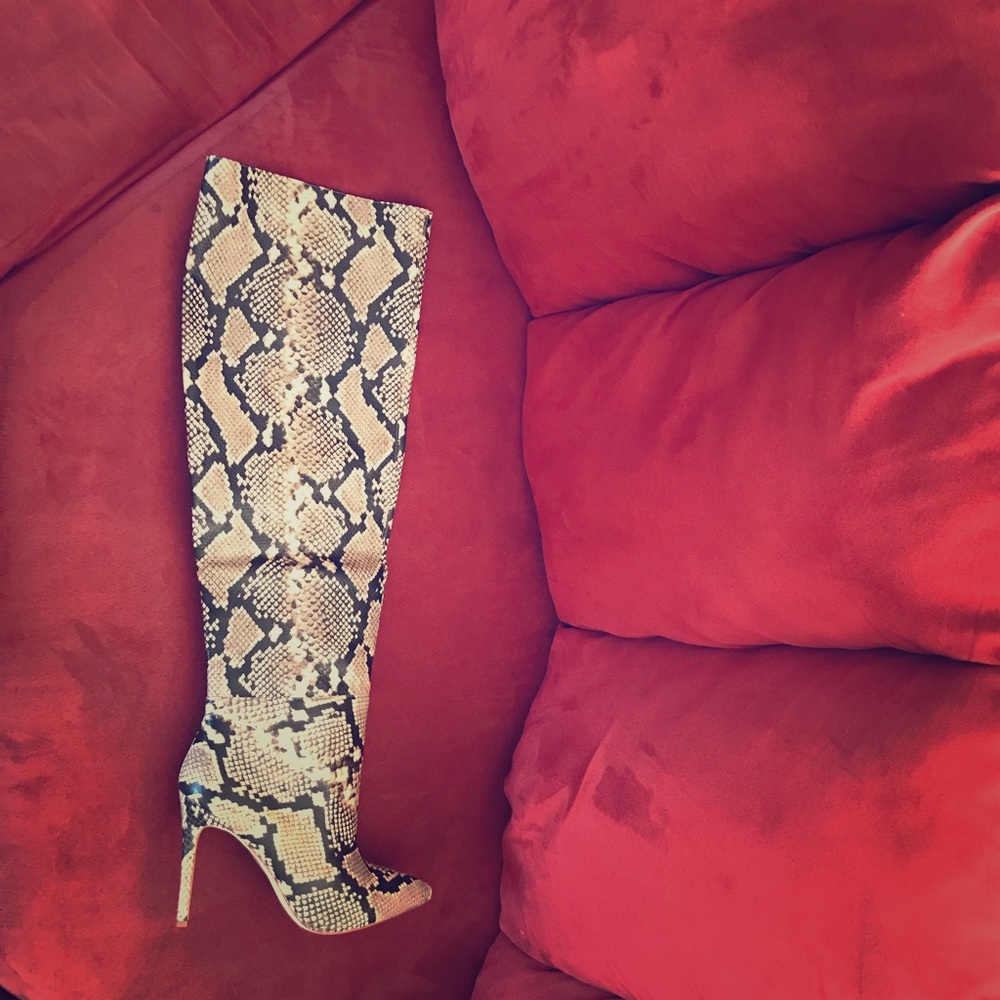 Women’s boots 👢